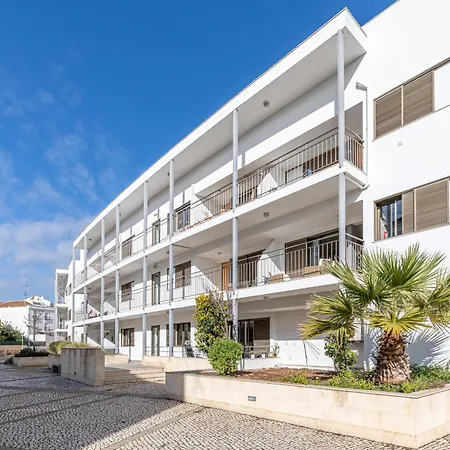 Atlantico, Town Centre *