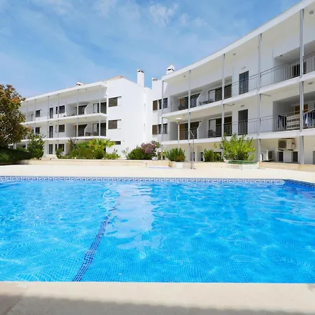 Atlantico, Town Centre Ταβίρα
