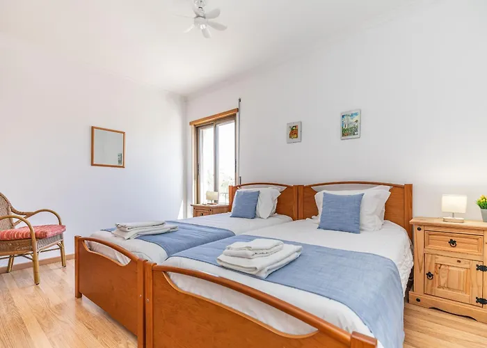 Atlantico, Town Centre تافيرا