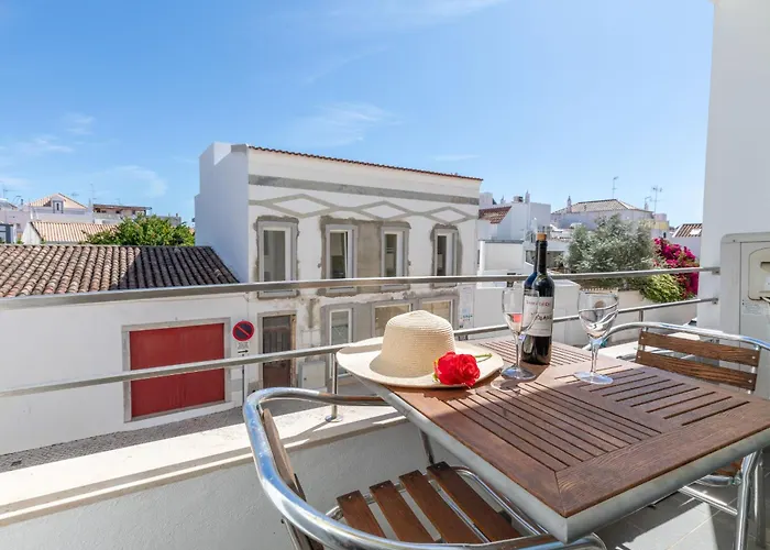 Atlantico, Town Centre