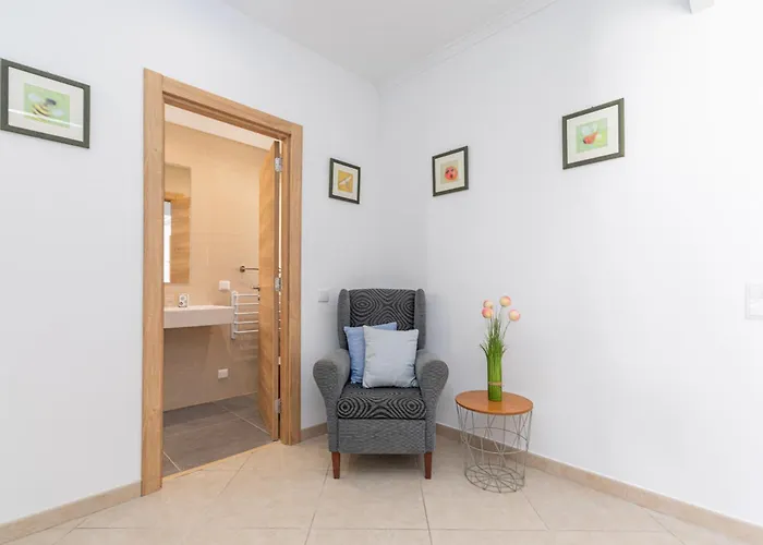 Atlantico, Town Centre *