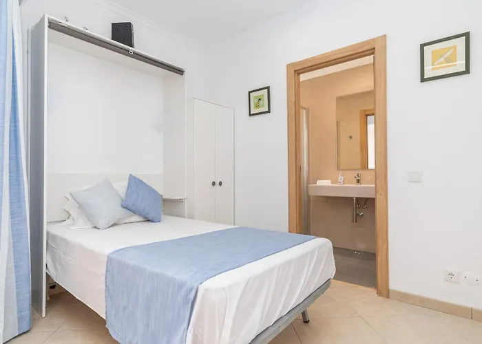 Atlantico, Town Centre Apartment