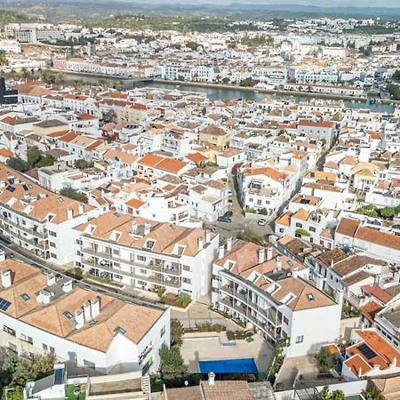 Atlantico, Town Centre *