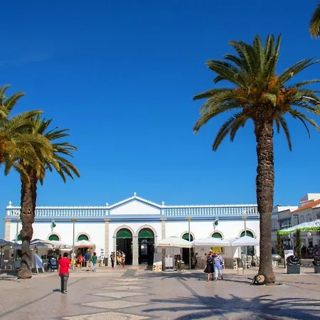Atlantico, Town Centre